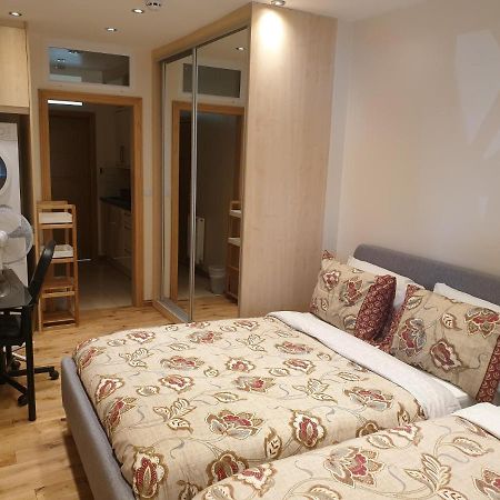 London Luxury Apartments 1Min Walk From Underground, With Free Parking Free Wifi Экстерьер фото